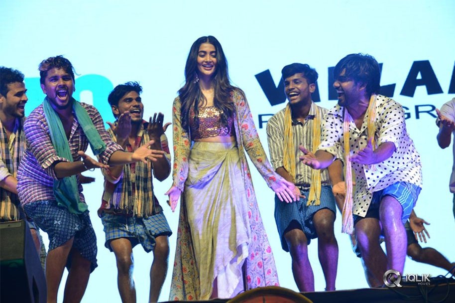 Rangasthalam-Movie-Pre-Release-Event-Photos